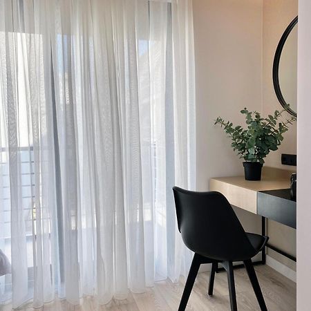 ICON Urban Living Aparthotel Tesalonika Bagian luar foto
