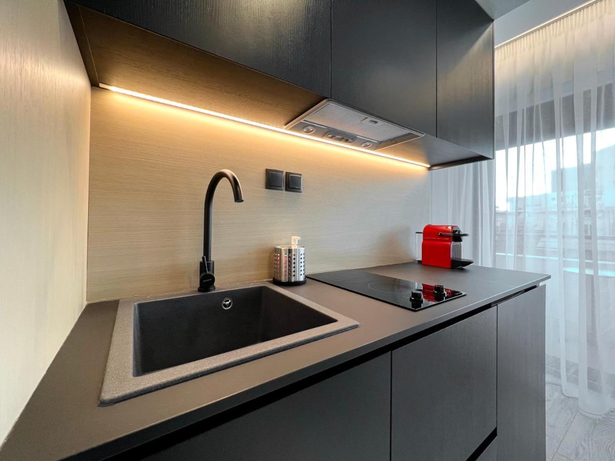 ICON Urban Living Aparthotel Tesalonika Bagian luar foto