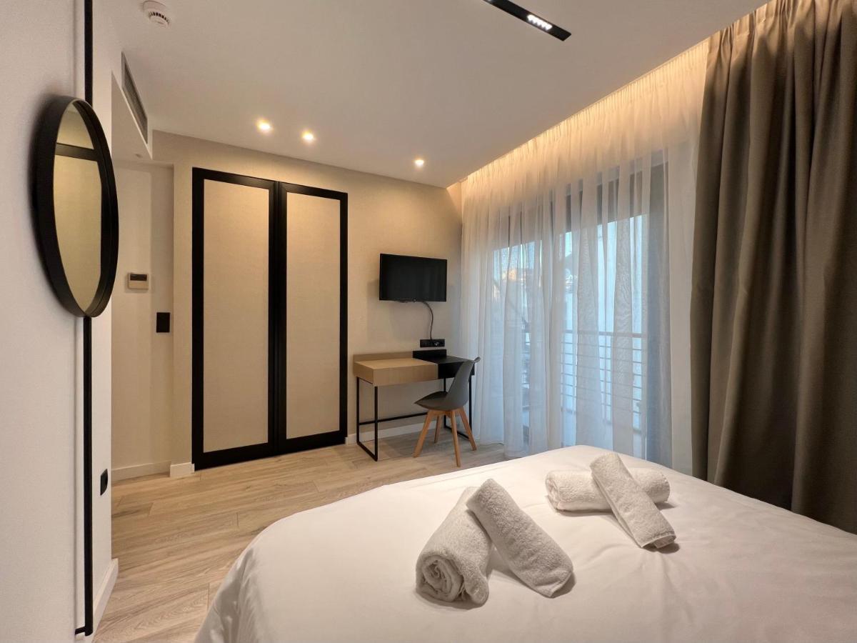 ICON Urban Living Aparthotel Tesalonika Bagian luar foto