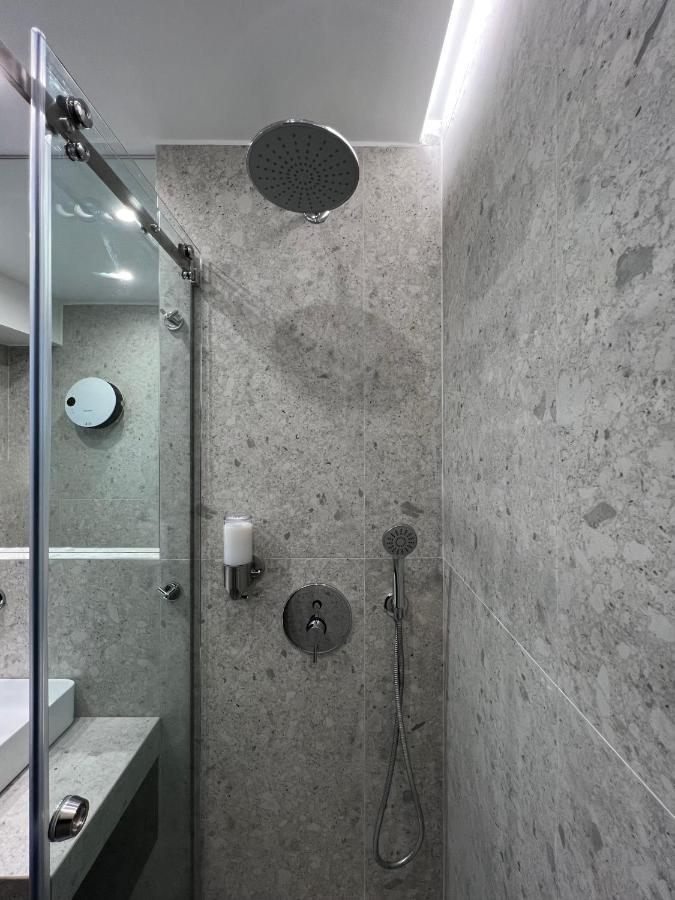 ICON Urban Living Aparthotel Tesalonika Bagian luar foto