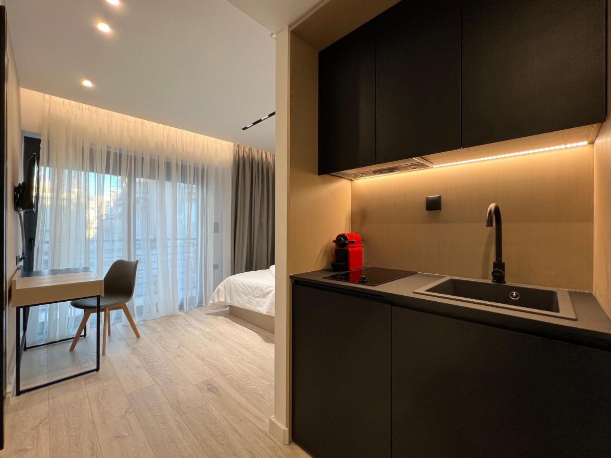 ICON Urban Living Aparthotel Tesalonika Bagian luar foto