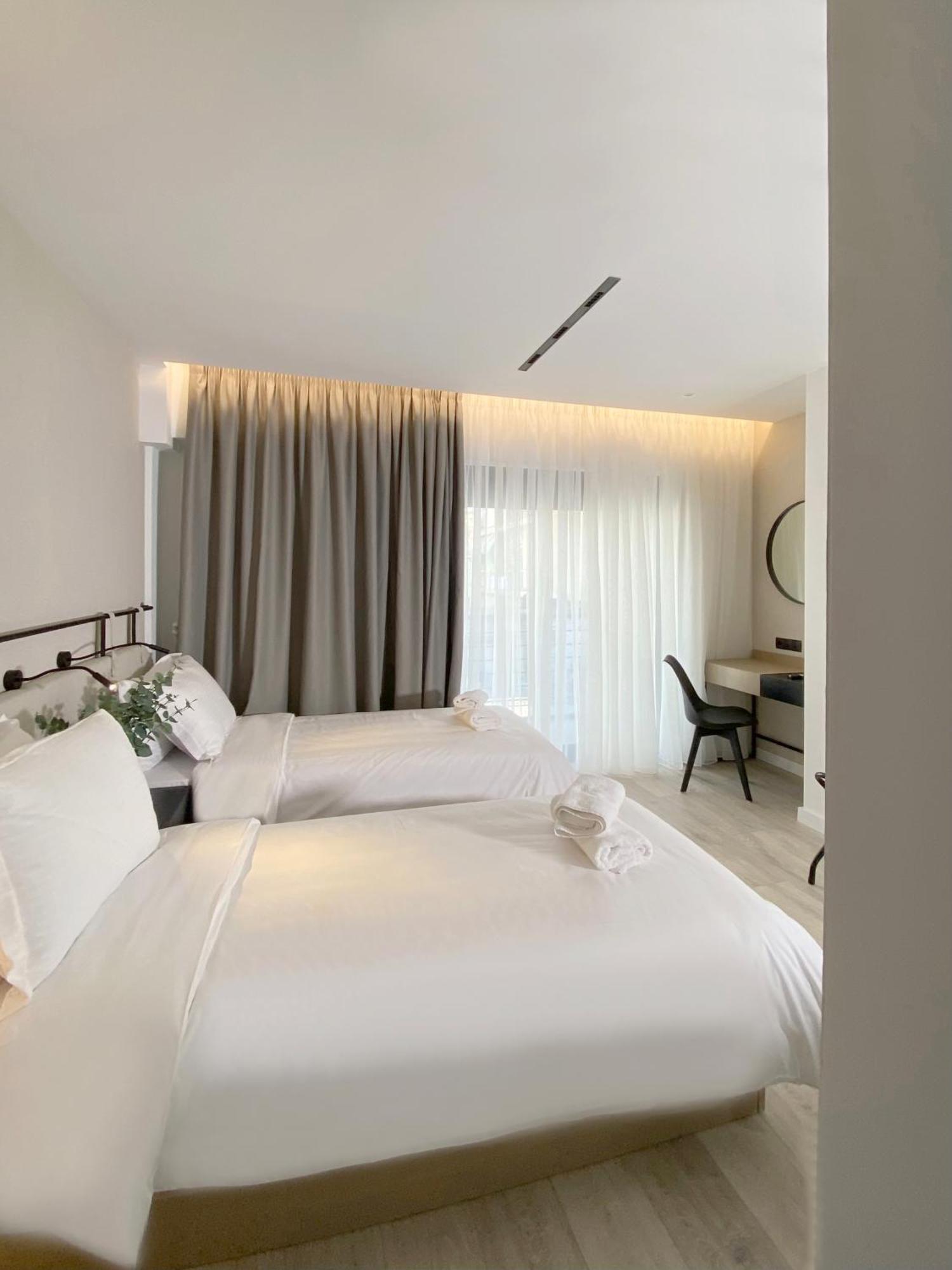 ICON Urban Living Aparthotel Tesalonika Bagian luar foto